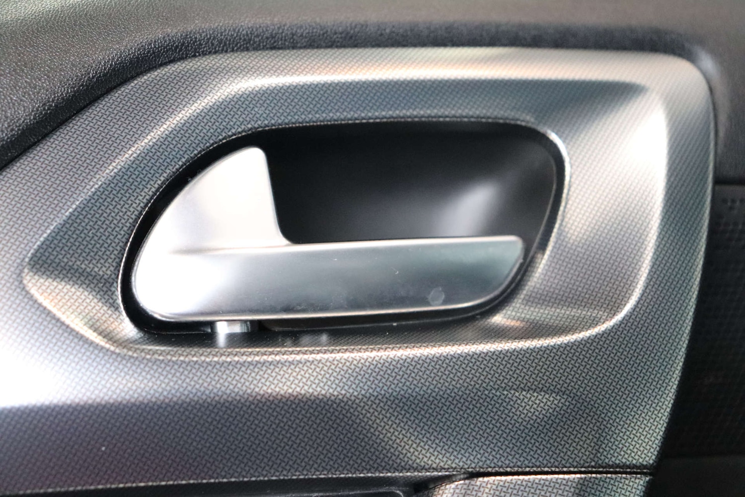 Used Peugeot 2008 2018 for sale - 76628297: Photo 51