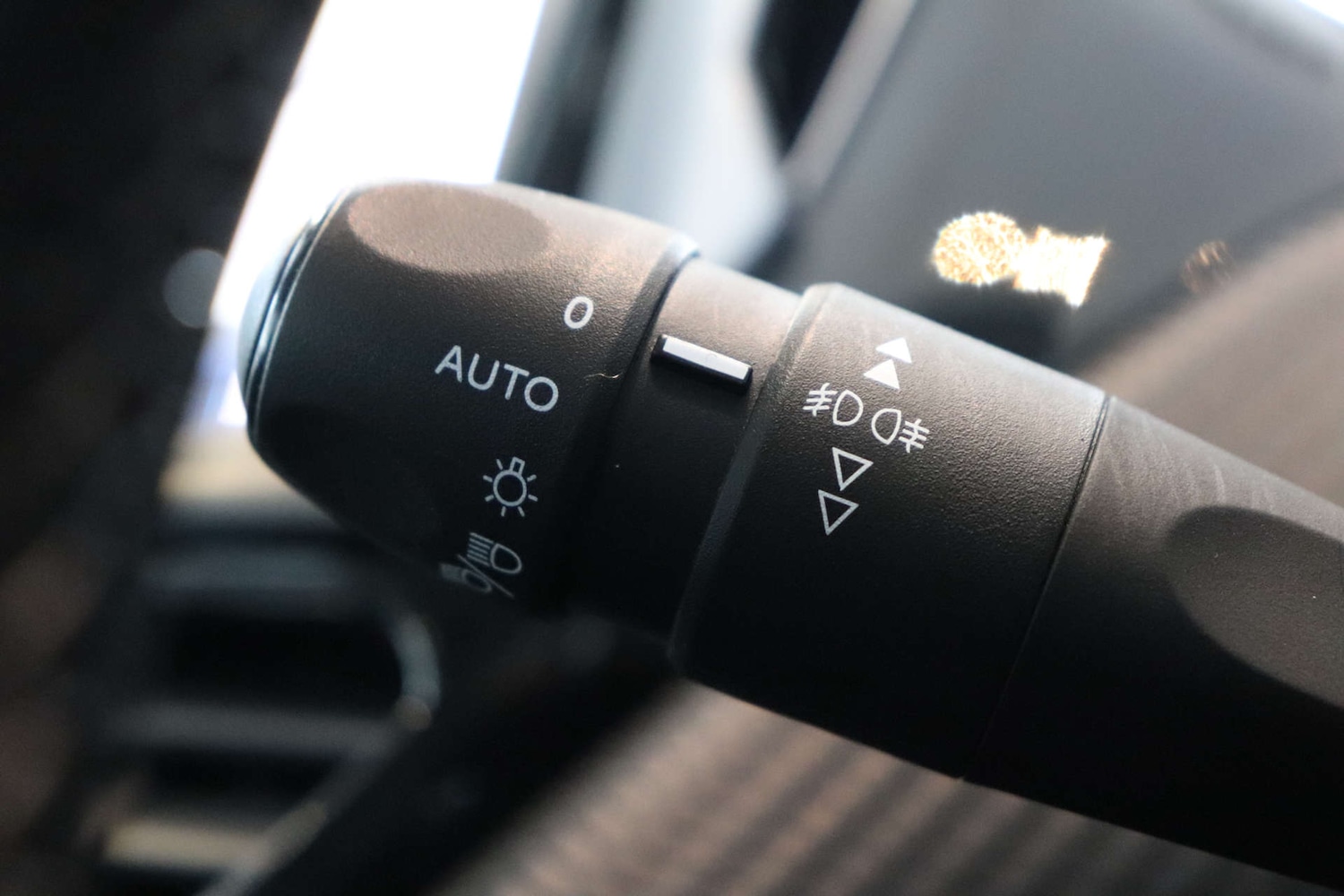 Used Peugeot 2008 2018 for sale - 76628297: Photo 65