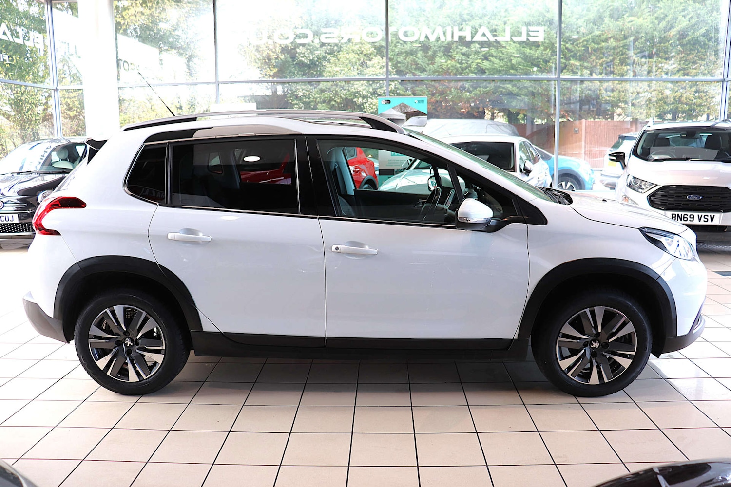 Used Peugeot 2008 2018 for sale - 76628297: Photo 9