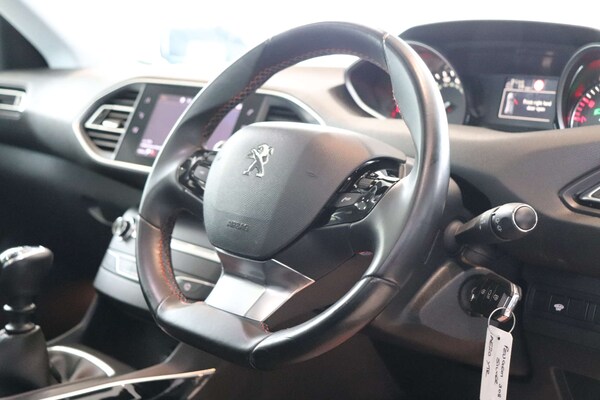 Used Peugeot 308 2020 for sale - 76319730: Photo 20