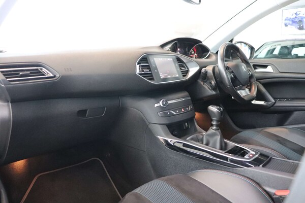 Used Peugeot 308 2020 for sale - 76319730: Photo 37