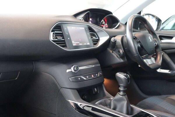 Used Peugeot 308 2020 for sale - 76319730: Photo 38