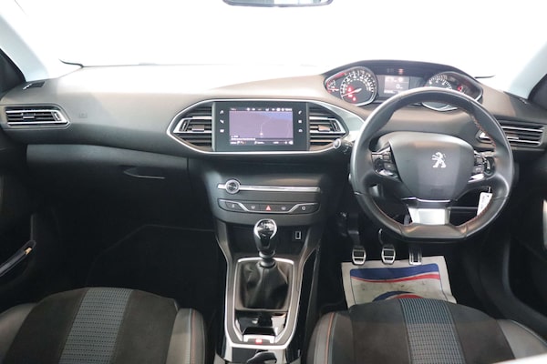 Used Peugeot 308 2020 for sale - 76319730: Photo 3