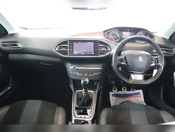 Used Peugeot 308 2020 for sale - 76319730: Photo