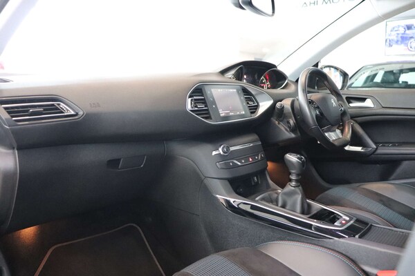 Used Peugeot 308 2020 for sale - 76319730: Photo 4