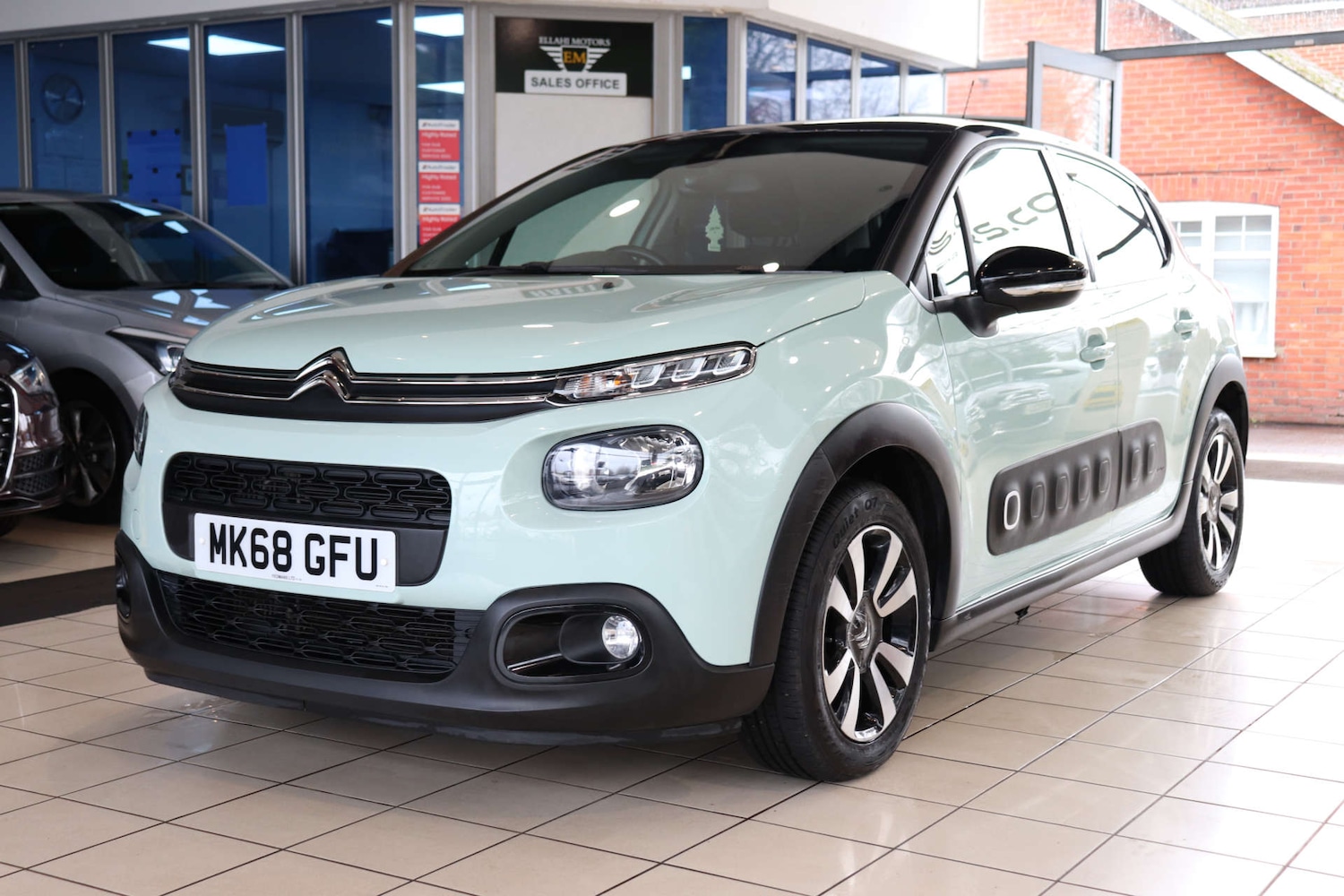 Used Citroen C3 2018 for sale - 76923096: Photo 2