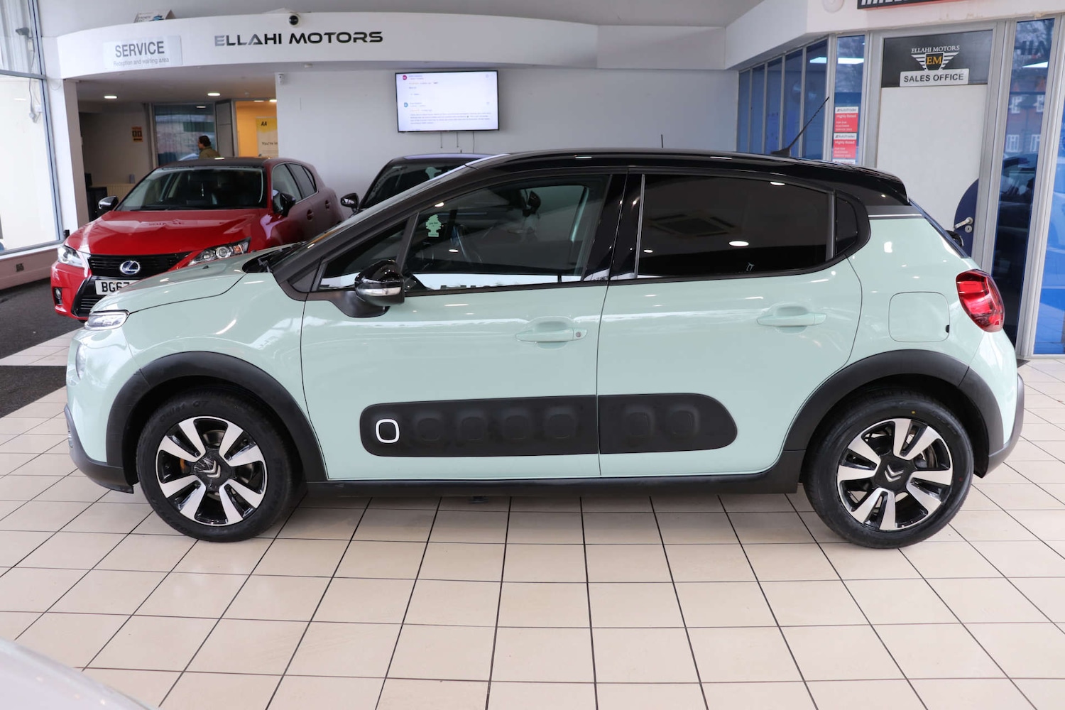 Used Citroen C3 2018 for sale - 76923096: Photo 5