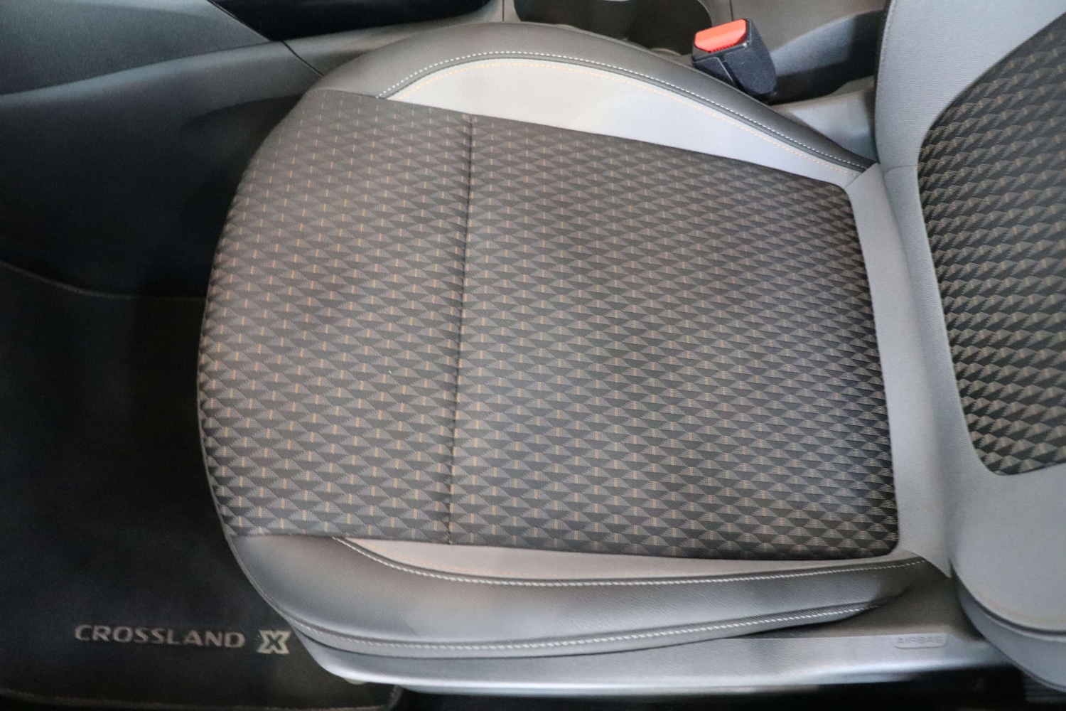 Used Vauxhall Crossland X 2019 for sale - 76287436: Photo 38