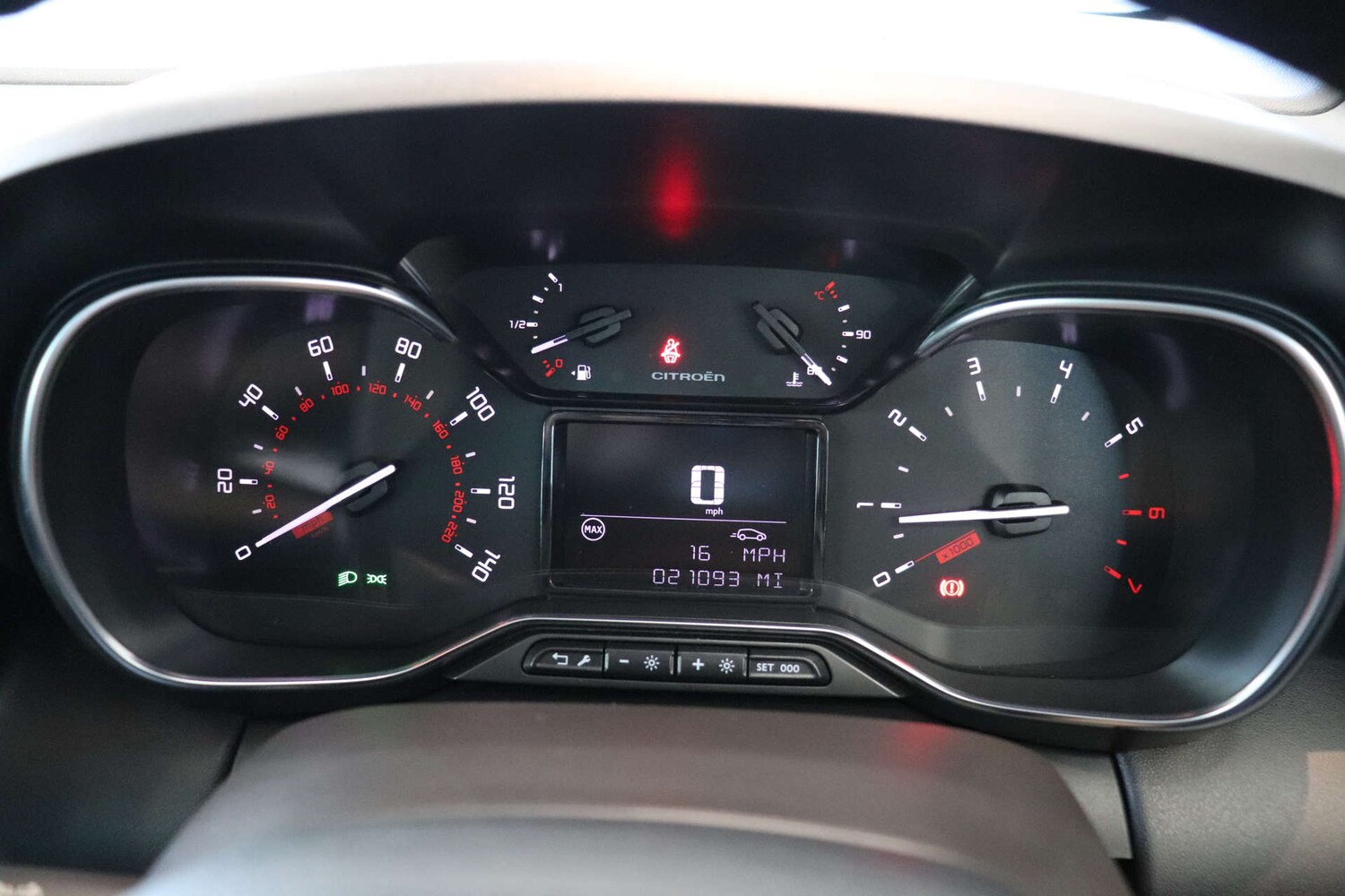 Used Citroen C3 Aircross 2018 for sale - 76118399: Photo 40