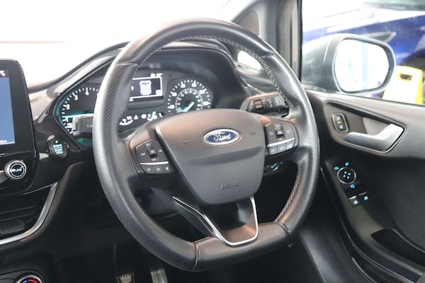 Used Ford Fiesta 2018 for sale - 76207612: Photo 16