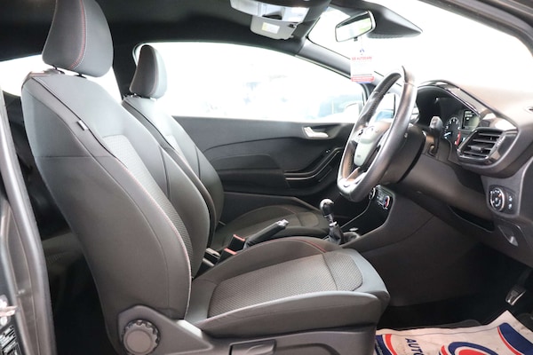 Used Ford Fiesta 2018 for sale - 76207612: Photo 19