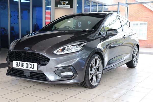 Used Ford Fiesta 2018 for sale - 76207612: Photo 2