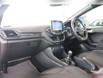 Used Ford Fiesta 2018 for sale - 76207612: Photo 4