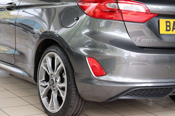 Used Ford Fiesta 2018 for sale - 76207612: Photo 75