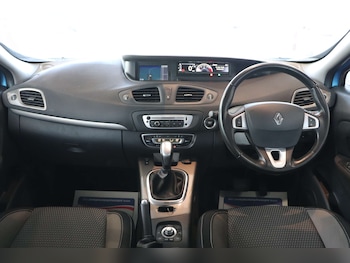 Used Renault Scenic 2014 for sale - 77693803: Photo