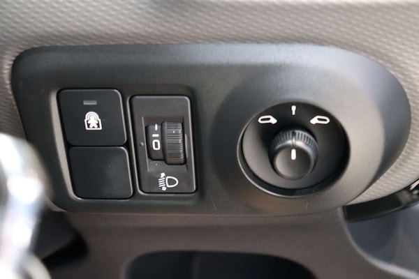 Used Citroen C4 Cactus 2017 for sale - 76181546: Photo 51