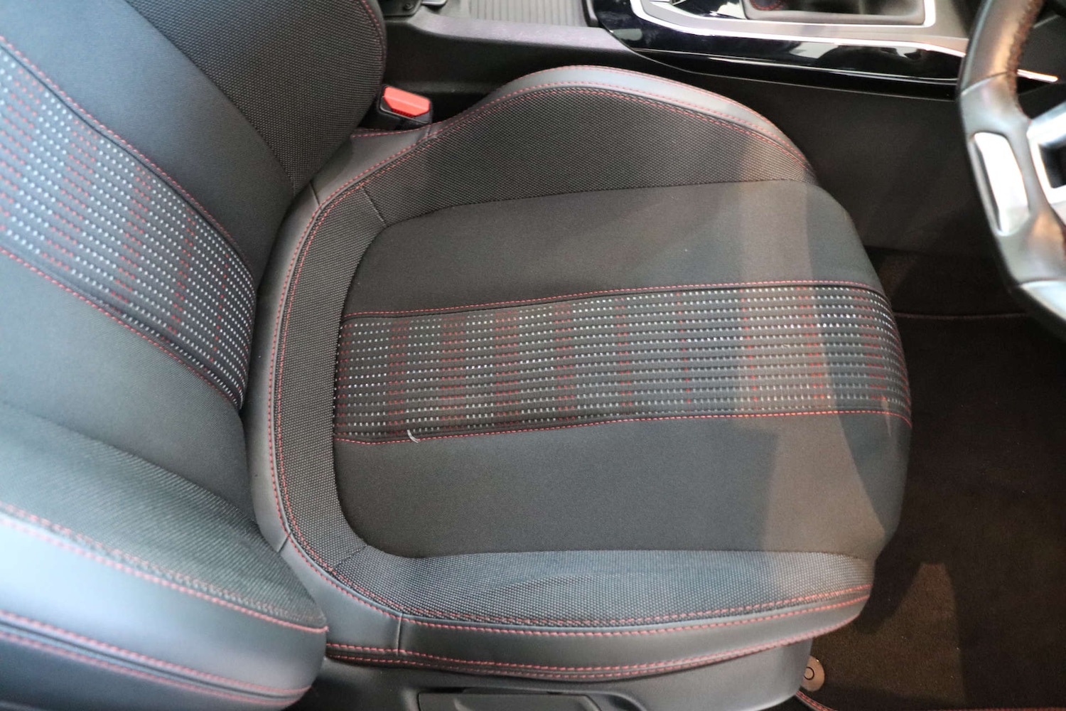 Used Peugeot 308 2020 for sale - 76919214: Photo 23