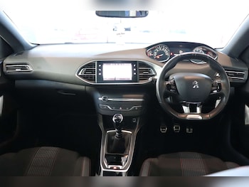 Used Peugeot 308 2020 for sale - 76919214: Photo