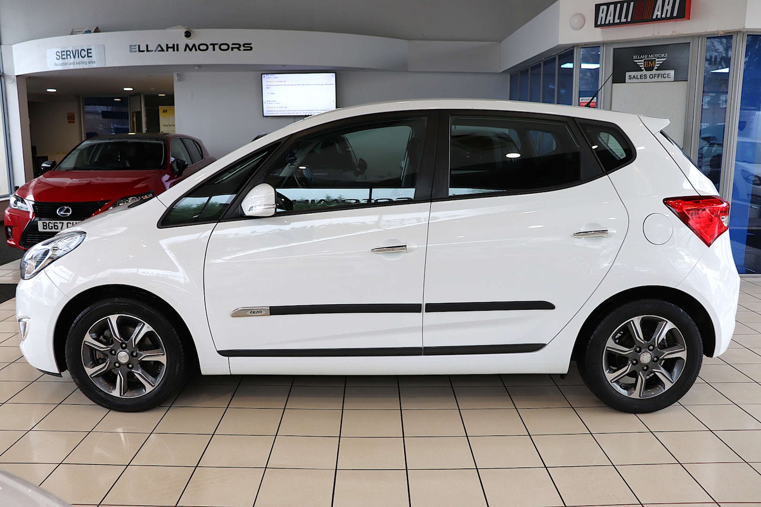 Used Hyundai Ix20 2019 for sale - 76948228: Photo 5