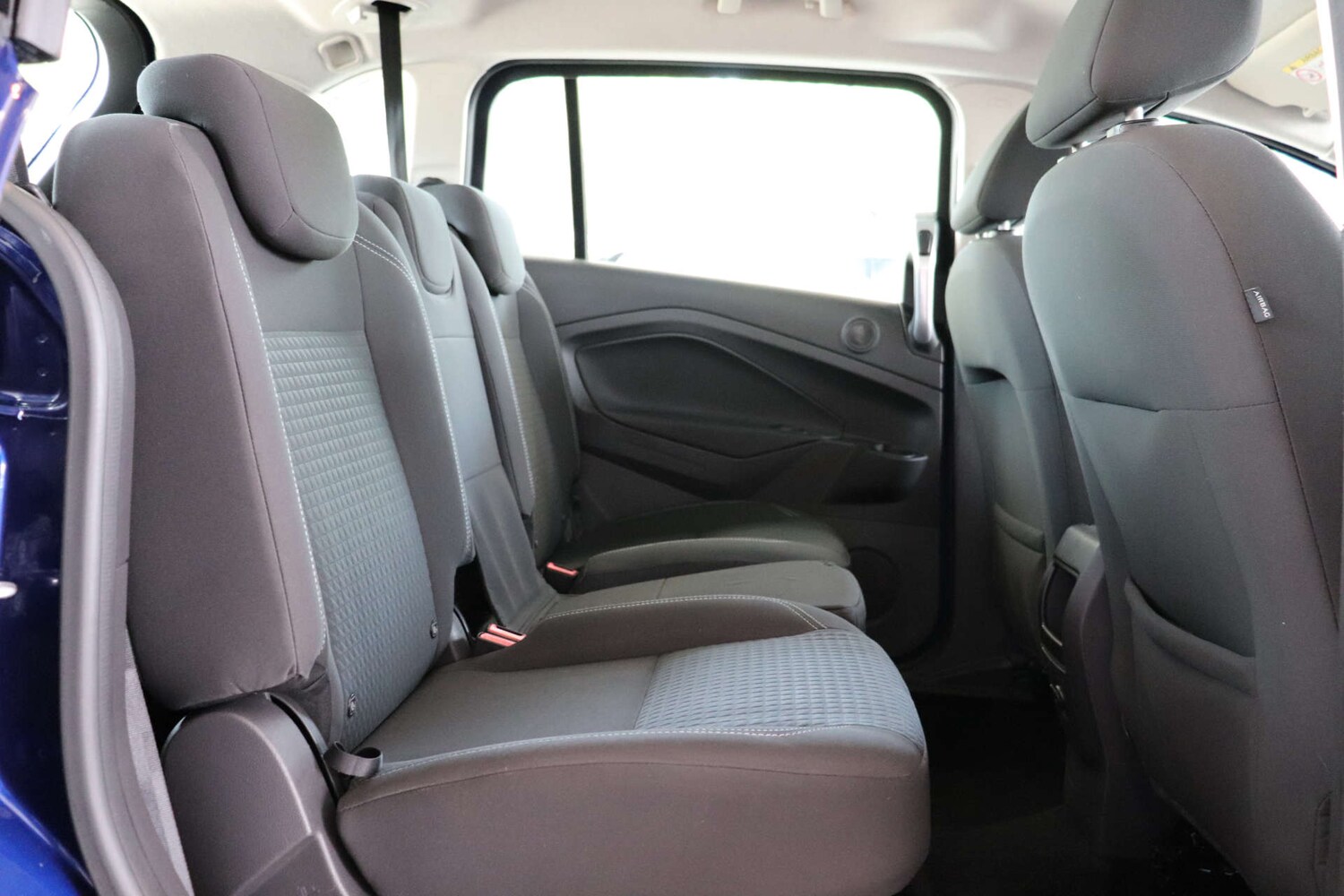 Used Ford C-Max 2016 for sale - 76265235: Photo 26