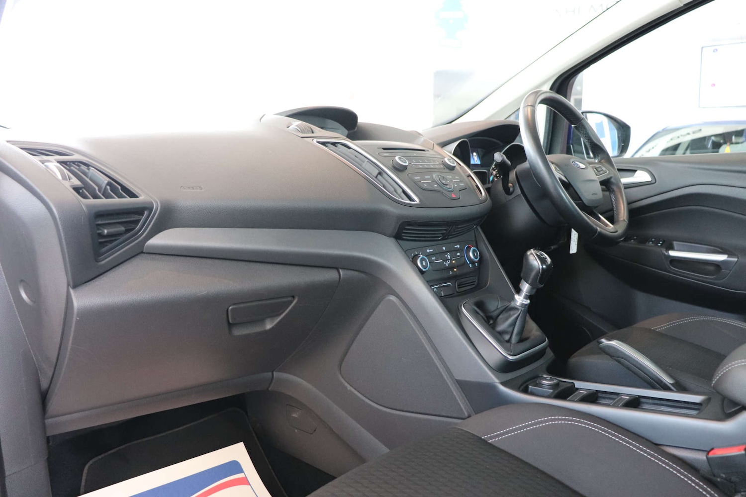 Used Ford C-Max 2016 for sale - 76265235: Photo 35