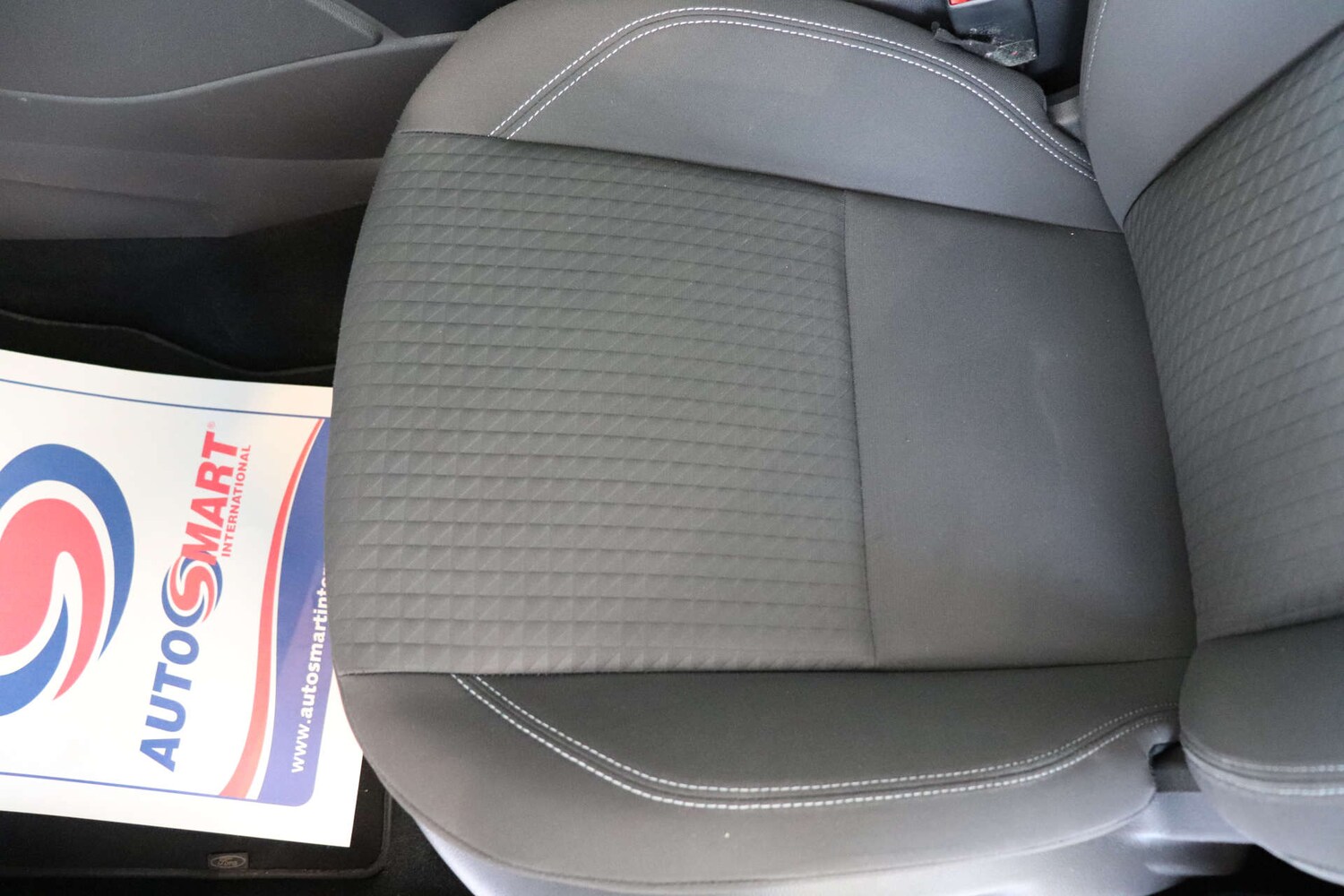 Used Ford C-Max 2016 for sale - 76265235: Photo 38