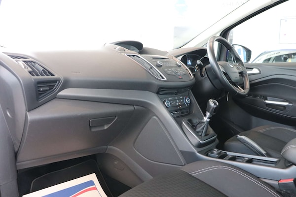 Used Ford C-Max 2016 for sale - 76265235: Photo 3