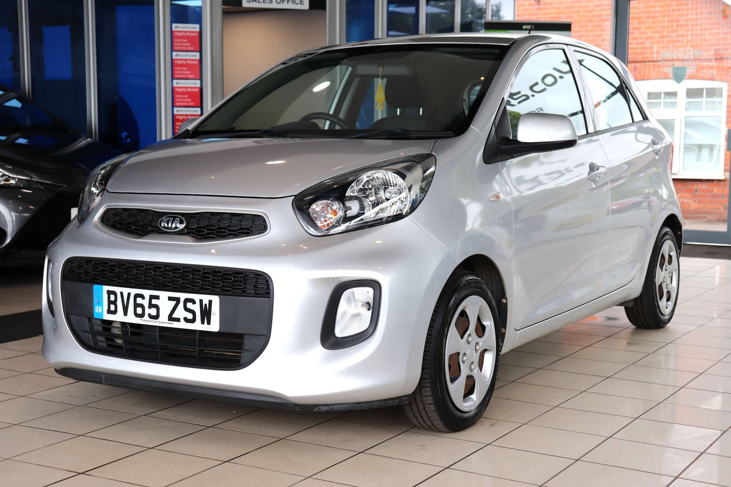 Used Kia Picanto 2015 for sale - 76005217: Photo 2