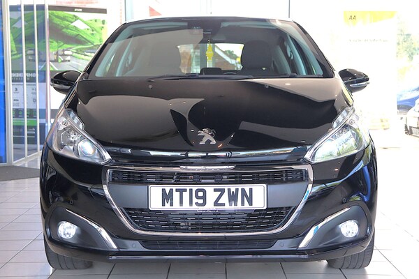 Used Peugeot 208 2019 for sale - 76105308: Photo 11
