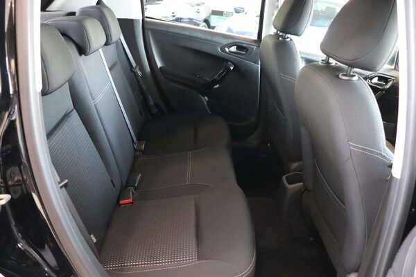 Used Peugeot 208 2019 for sale - 76105308: Photo 29