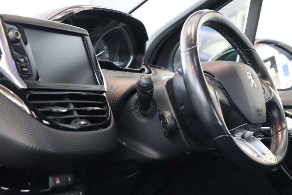 Used Peugeot 208 2019 for sale - 76105308: Photo 46