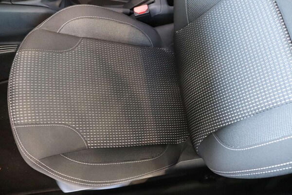 Used Peugeot 208 2019 for sale - 76105308: Photo 50