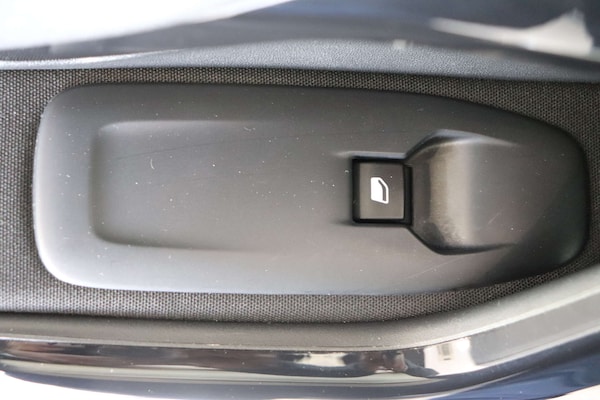 Used Peugeot 208 2019 for sale - 76105308: Photo 54