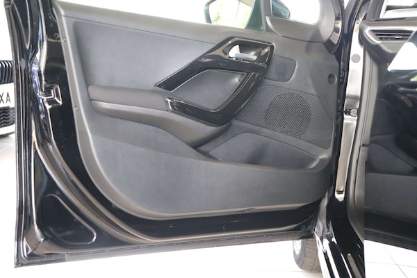 Used Peugeot 208 2019 for sale - 76105308: Photo 55