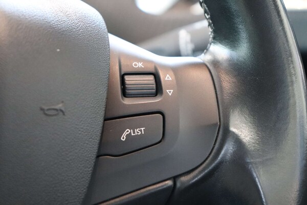Used Peugeot 208 2019 for sale - 76105308: Photo 65