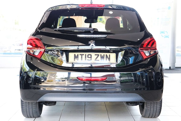 Used Peugeot 208 2019 for sale - 76105308: Photo 7