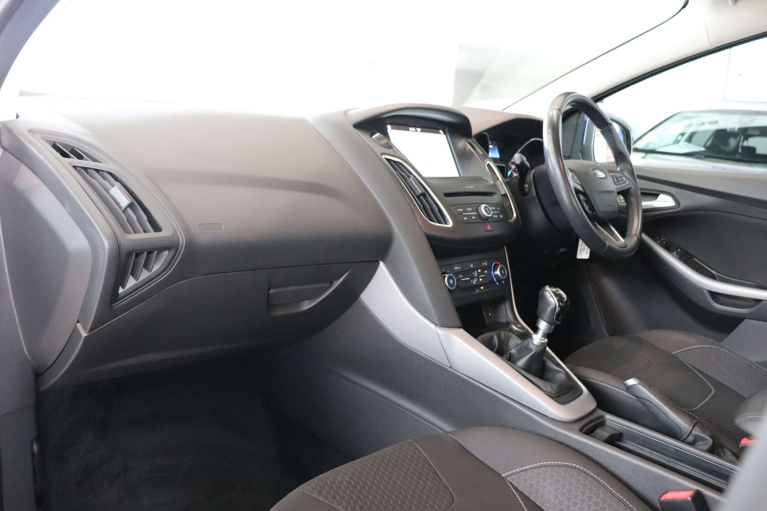Used Ford Focus 2017 for sale - 76005212: Photo 4