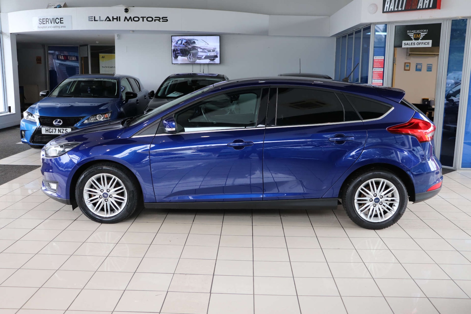Used Ford Focus 2017 for sale - 76005212: Photo 5