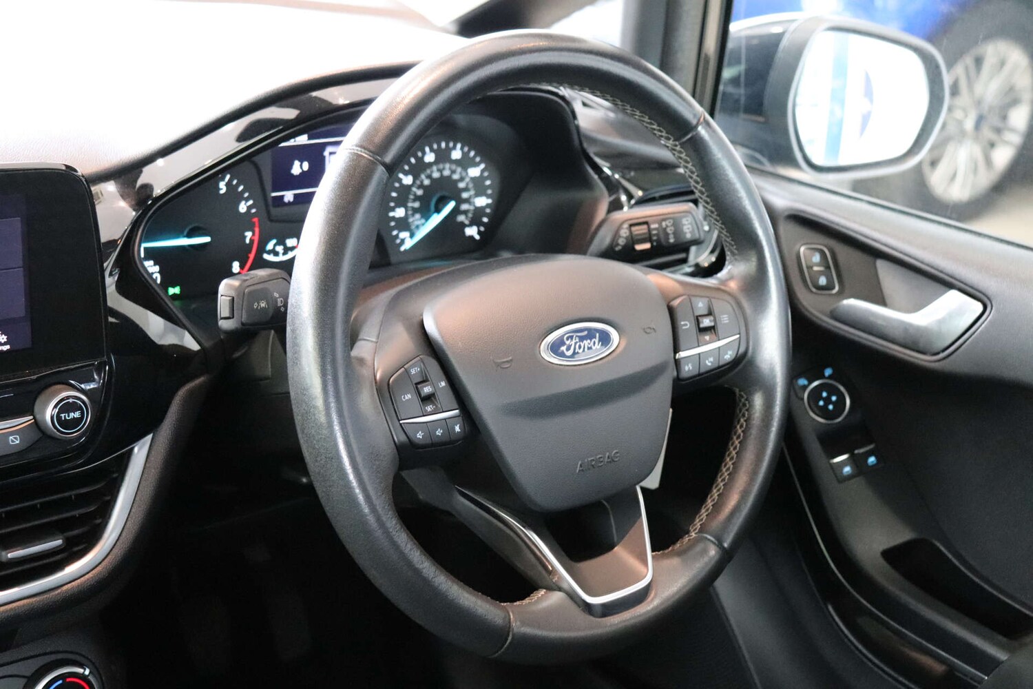 Used Ford Fiesta 2017 for sale - 76374444: Photo 15