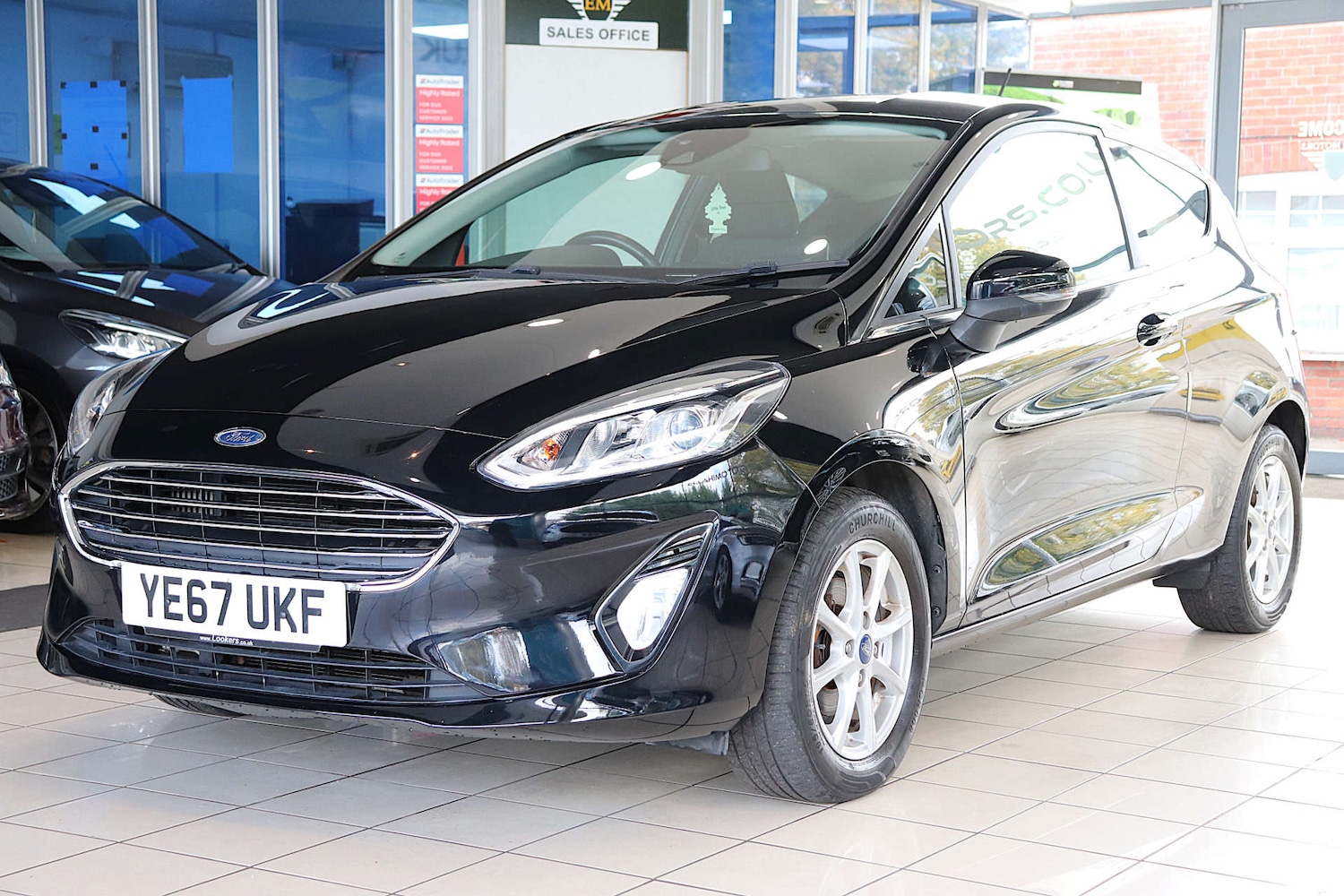 Used Ford Fiesta 2017 for sale - 76374444: Photo 2