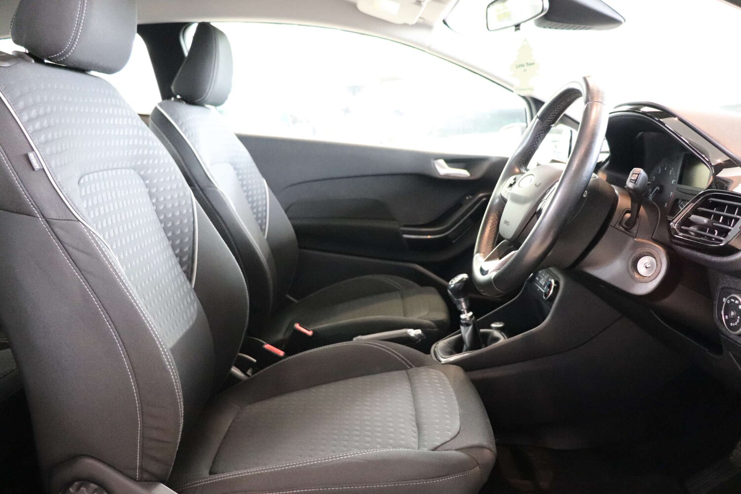 Used Ford Fiesta 2017 for sale - 76374444: Photo 21