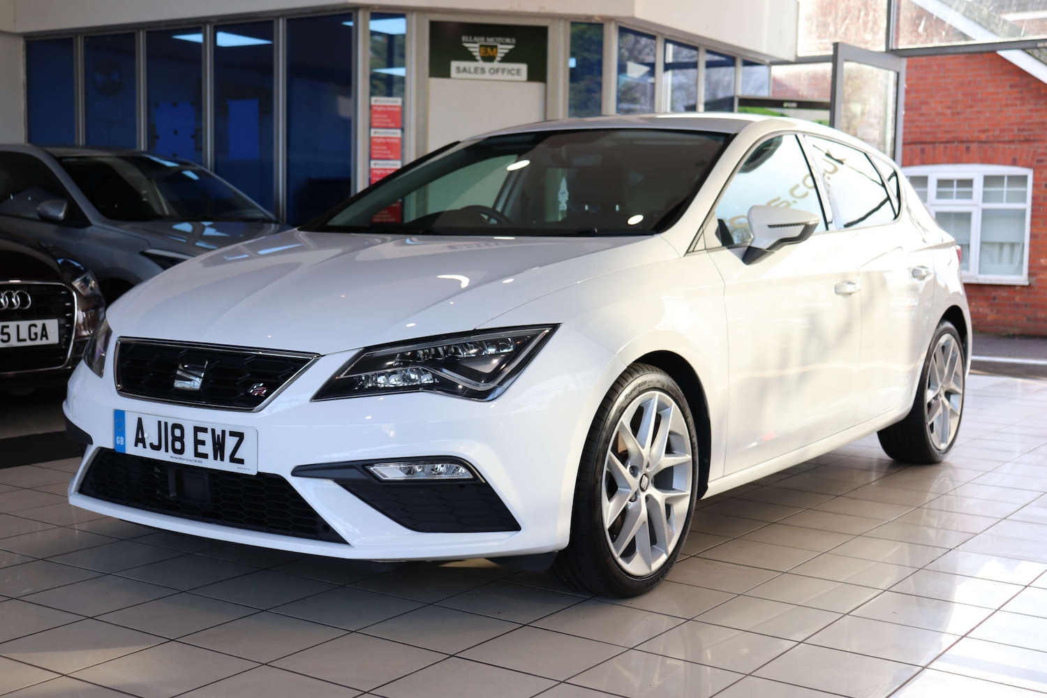 Used SEAT Leon 2018 for sale - 76948231: Photo 2