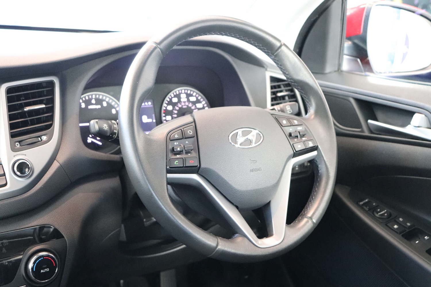 Used Hyundai TUCSON 2018 for sale - 76379431: Photo 16