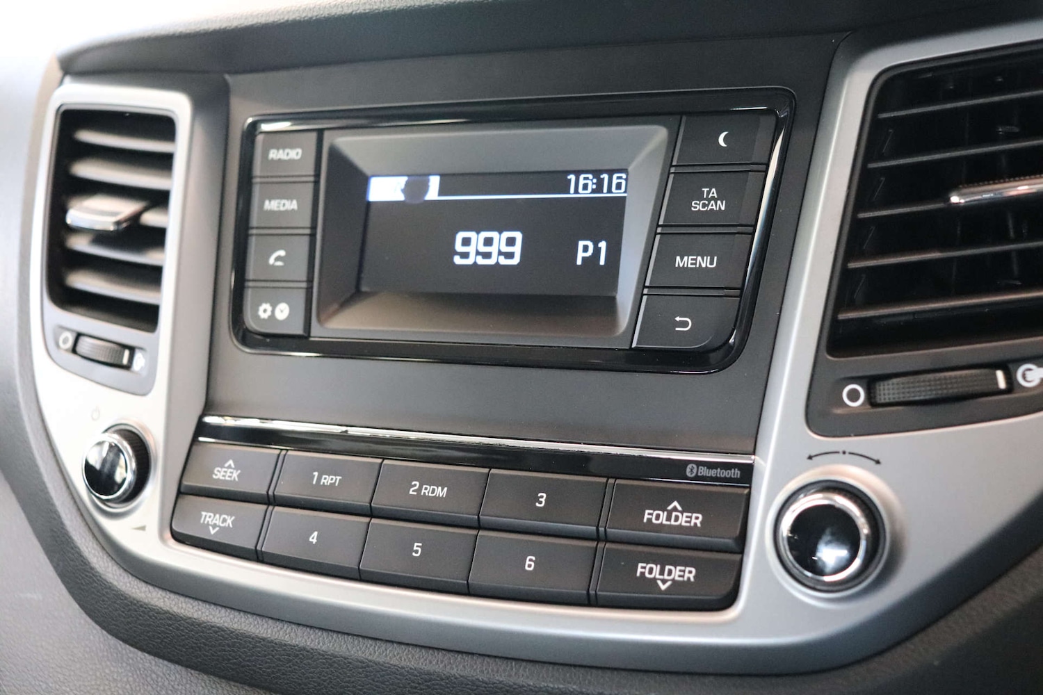 Used Hyundai TUCSON 2018 for sale - 76379431: Photo 41