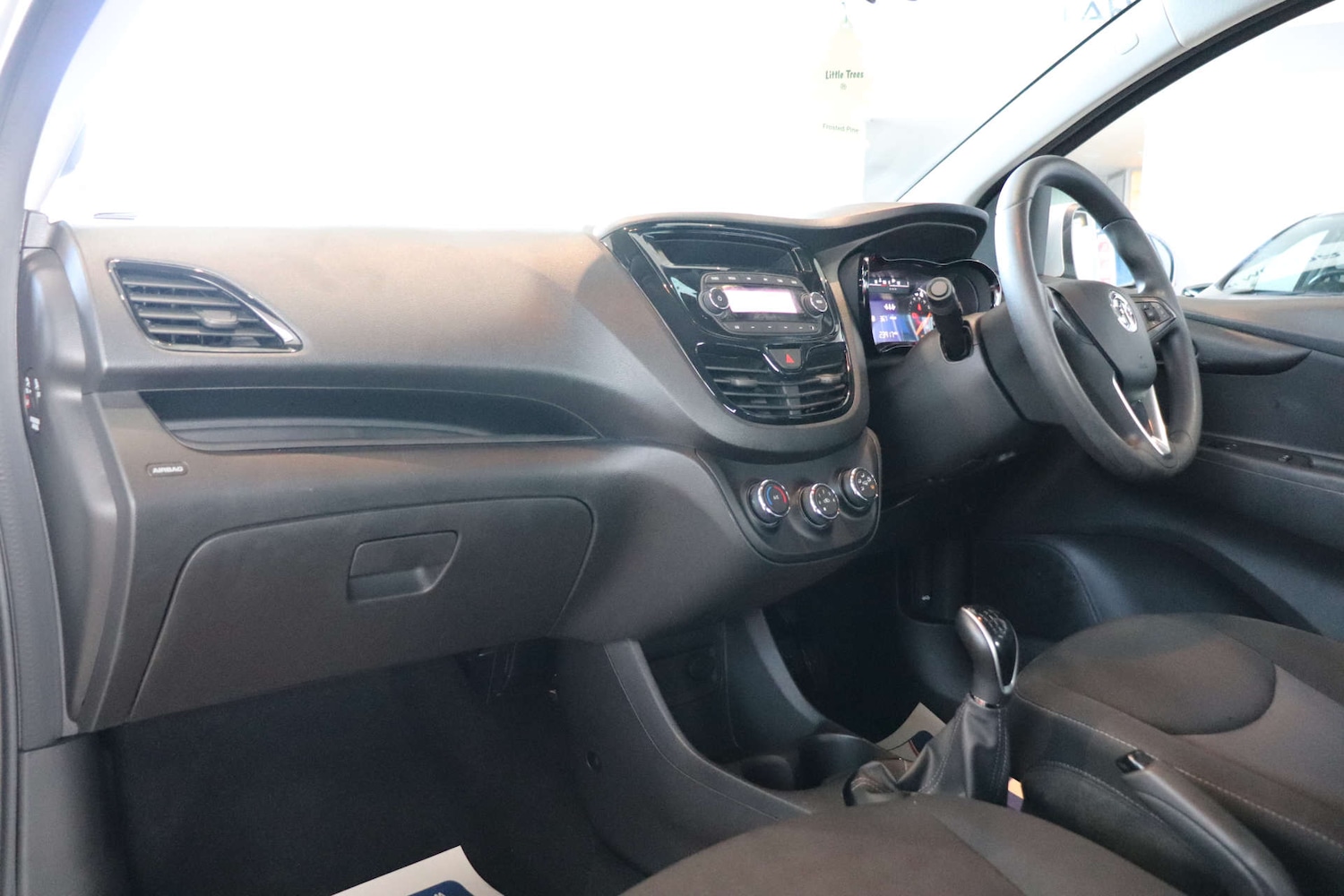 Used Vauxhall Viva 2016 for sale - 77285508: Photo 4