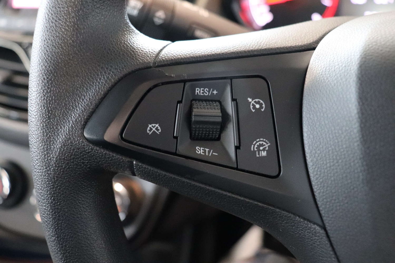 Used Vauxhall Viva 2016 for sale - 77285508: Photo 44