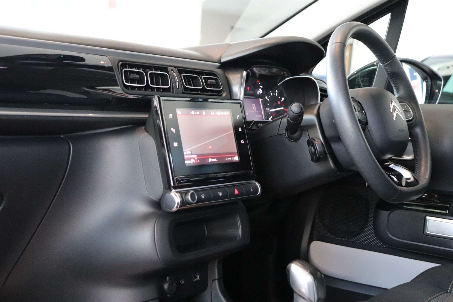 Used Citroen C3 2018 for sale - 75791889: Photo 37