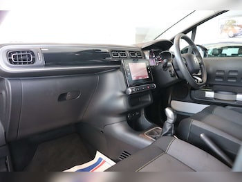 Used Citroen C3 2018 for sale - 75791889: Photo