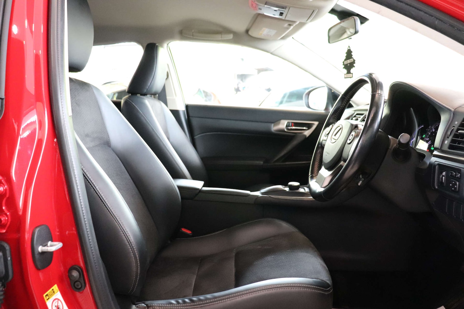 Used Lexus CT 2017 for sale - 76556053: Photo 19