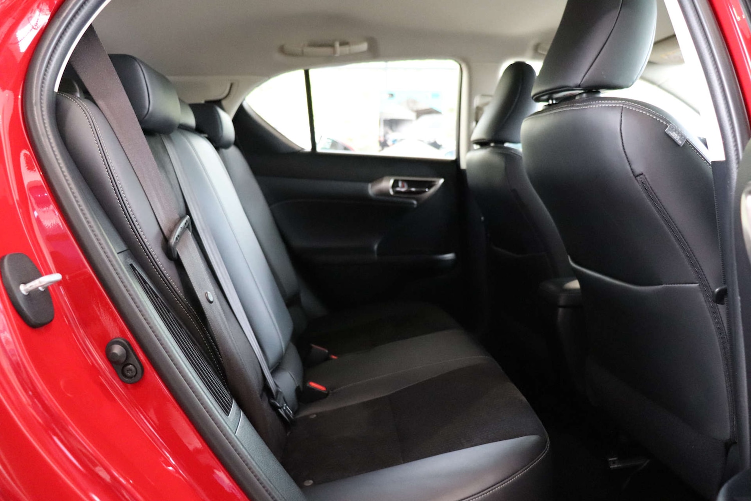 Used Lexus CT 2017 for sale - 76556053: Photo 26